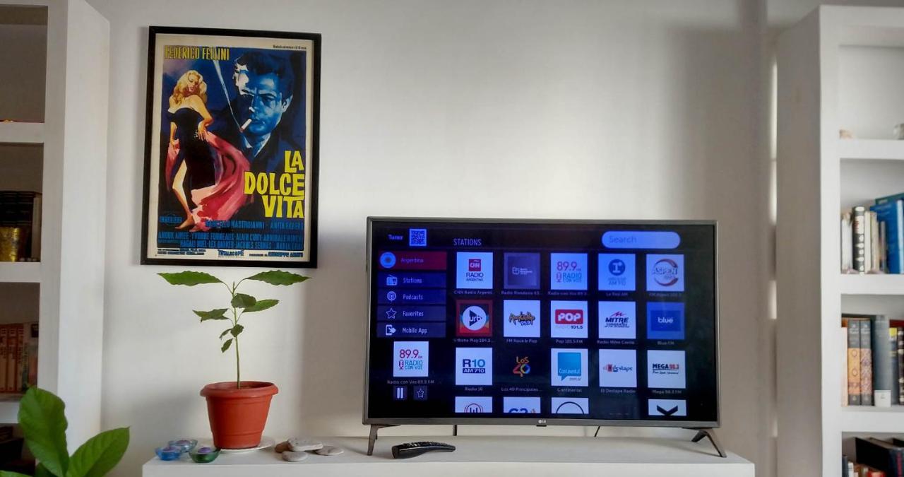 Апартаменты Depto 2 Ambientes Muy Luminoso Con Wifi Y Vista A La Plaza Буэнос-Айрес Экстерьер фото